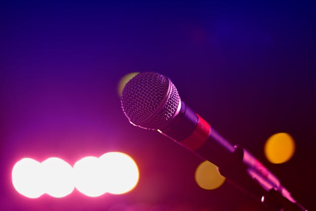 挑战声音变现，梨花训练营陪你冲刺